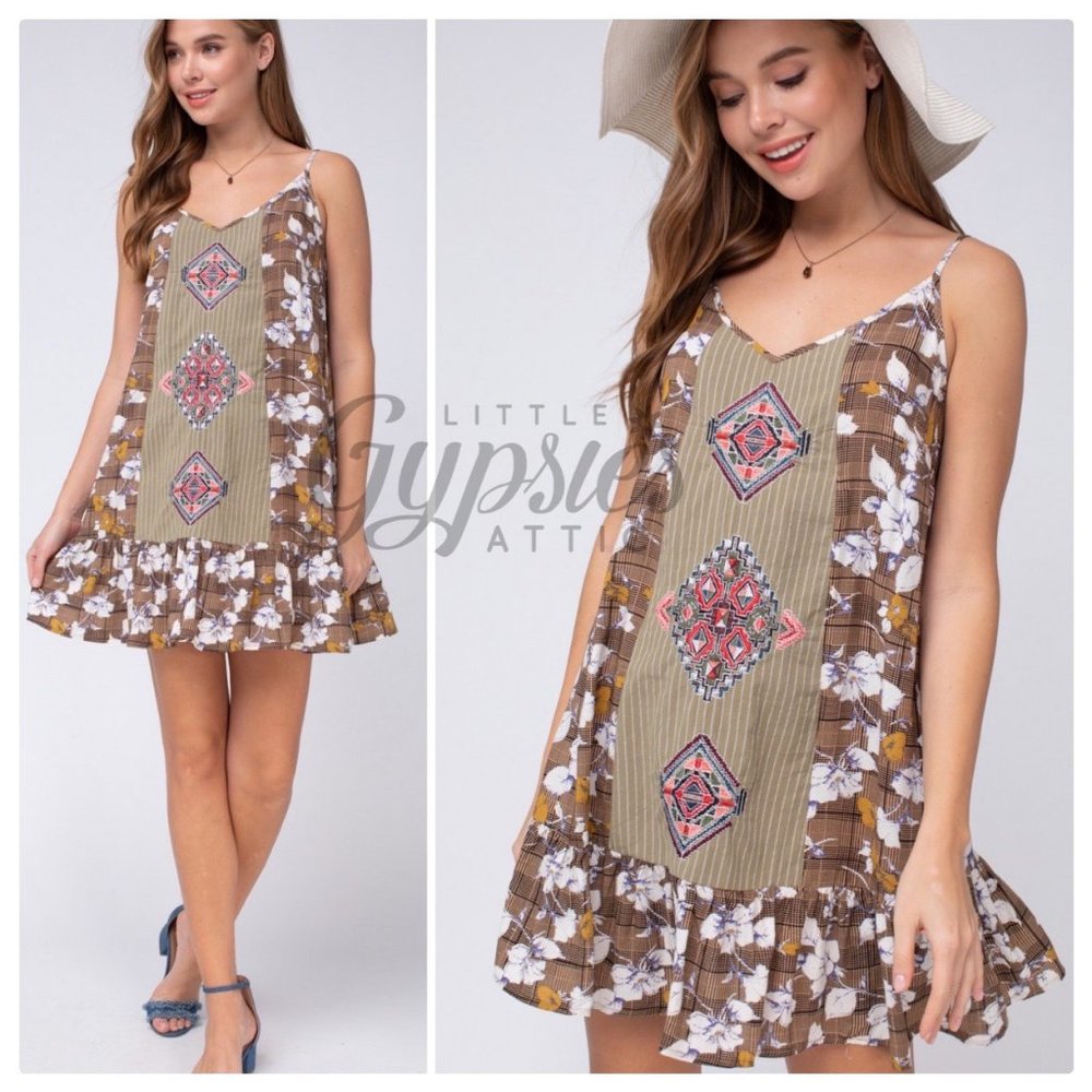 Entro Mixed Media Tunic Dress - Picture 9 of 14